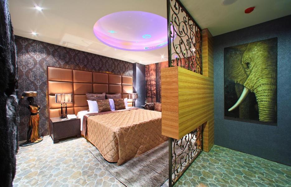 เรนโบว์ ฟอเรสต์ โฮเต็ล Apartment Xiushui ภายนอก รูปภาพ